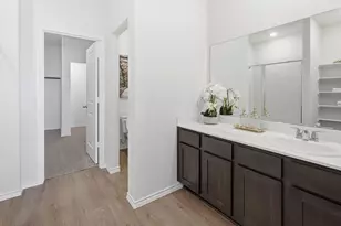 3402 Tomahawk Dr, Sherman, TX 75090 - Photo 2