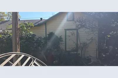 5028 Donnelly Avenue, Fort Worth, TX 76107 - Photo 2