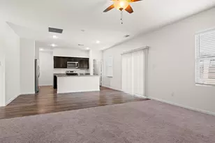 229 Concho River Dr, Glenn Heights, TX 75154 - Photo 4