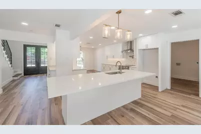 2815 Perkins Road, Arlington, TX 76016 - Photo 2