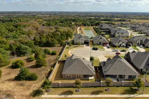 1913 Winter Ln, Midlothian, TX 76065 - Photo 32