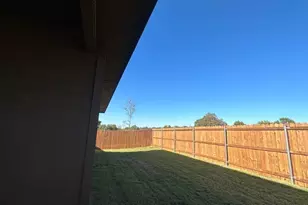 925 Boll Weevil Dr, Cleburne, TX 76031 - Photo 20