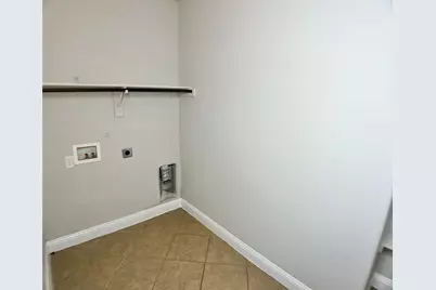 1525 Avenue A, Grand Prairie, TX 75051 - Photo 10