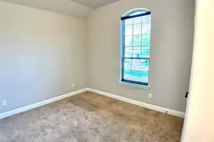 1525 Avenue A, Grand Prairie, TX 75051 - Photo 4