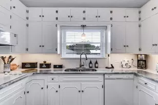 1208 Cindy Ln, Cleburne, TX 76033 - Photo 14