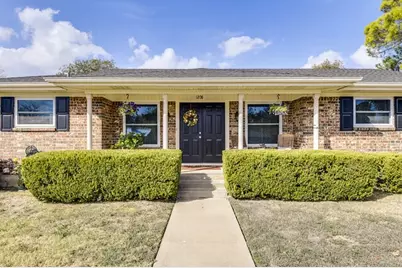 1208 Cindy Lane, Cleburne, TX 76033 - Photo 4