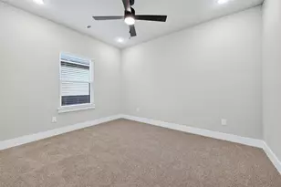 506 Broadway St, Whitesboro, TX 76273 - Photo 26