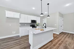 506 Broadway St, Whitesboro, TX 76273 - Photo 8