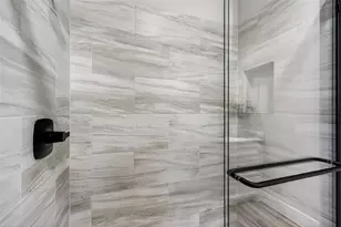 506 Broadway St, Whitesboro, TX 76273 - Photo 18