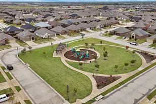 906 Honey Maple St, Princeton, TX 75407 - Photo 34