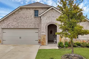 906 Honey Maple St, Princeton, TX 75407 - Photo 2