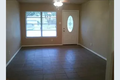 809 Milam Drive, Euless, TX 76039 - Photo 2