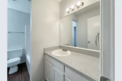 425 SW Thomas Street #B, Burleson, TX 76028 - Photo 16