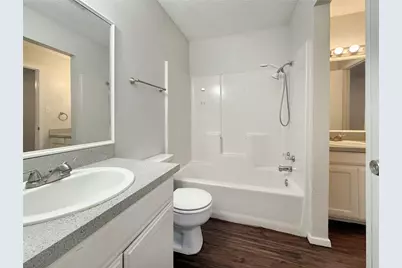 425 SW Thomas Street #B, Burleson, TX 76028 - Photo 18