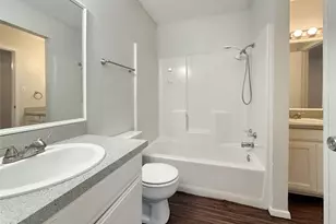 425 SW Thomas St, Burleson, TX 76028 - Photo 18