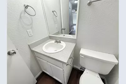 425 SW Thomas Street #B, Burleson, TX 76028 - Photo 8