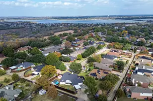 1322 David Dr, Garland, TX 75043 - Photo 2