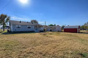 208 Maple St, Gunter, TX 75058 - Photo 28