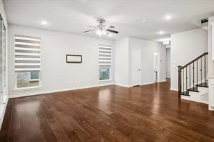 3905 Dame Ragnel Dr, Lewisville, TX 75056 - Photo 4