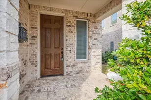 3905 Dame Ragnel Dr, Lewisville, TX 75056 - Photo 2