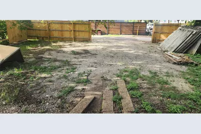 940 W 7th Street, Dallas, TX 75208 - Photo 8