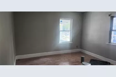 940 W 7th Street, Dallas, TX 75208 - Photo 14