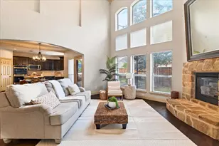 621 Trails End Ct, Hurst, TX 76054 - Photo 10