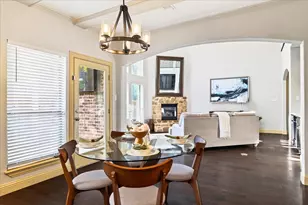 621 Trails End Ct, Hurst, TX 76054 - Photo 6