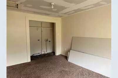 457 E James Street, Wills Point, TX 75169 - Photo 10