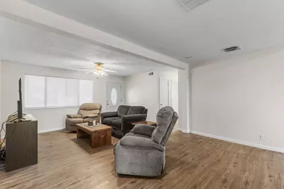 2010 Burroughs Street, Wichita Falls, TX 76309 - Photo 4