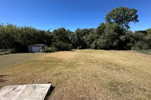 119 Windy Creek Ct, Springtown, TX 76082 - Photo 24