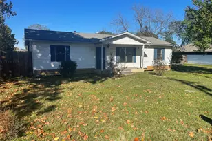 301 Walnut St, Chandler, TX 75758 - Photo 2