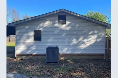 301 Walnut Street, Chandler, TX 75758 - Photo 14