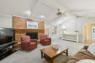 9414 Arborhill Dr, Dallas, TX 75243 - Photo 6