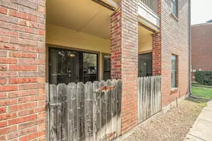 3212 Donnelly Cir, Fort Worth, TX 76107 - Photo 32