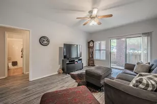 3212 Donnelly Cir, Fort Worth, TX 76107 - Photo 8