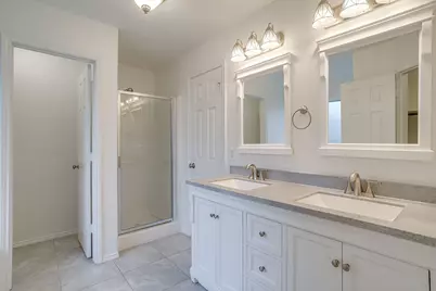 701 Stonebrooke Drive, Burleson, TX 76028 - Photo 22