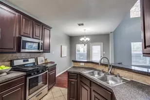 8738 Manhattan Ave, Plano, TX 75024 - Photo 12