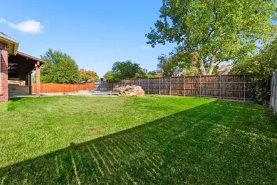 3402 Buckingham Lane, Highland Village, TX 75077 - Photo 6