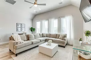 2360 Rook Dr, Dallas, TX 75211 - Photo 6