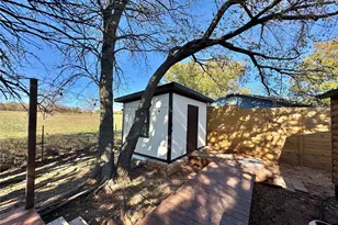 349 Northridge Dr, Gainesville, TX 76240 - Photo 22