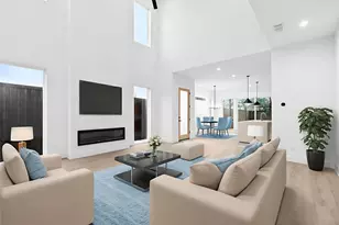 2814 Guymon St, Dallas, TX 75212 - Photo 2