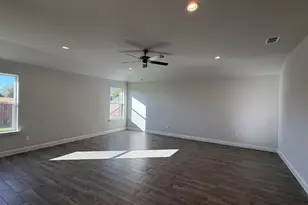 4231 Cornerstone Cir, Granbury, TX 76048 - Photo 8