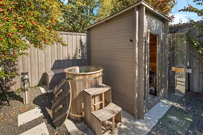 7327 Spring Valley Road, Dallas, TX 75254 - Photo 38