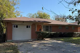 1611 N Alexander St, Sherman, TX 75092 - Photo 2