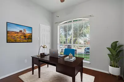 5913 Independence Court, Rowlett, TX 75089 - Photo 4