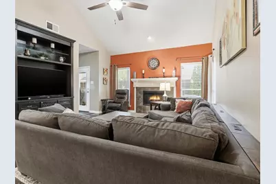 9900 Tanglebrush Drive, McKinney, TX 75072 - Photo 18