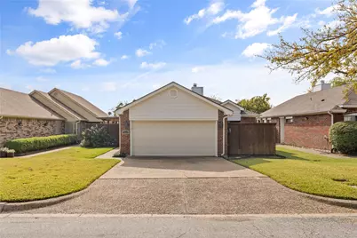 10705 Tall Oak Drive, Fort Worth, TX 76108 - Photo 2