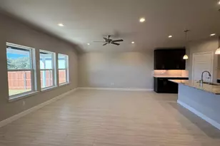 4243 Cornerstone Cir, Granbury, TX 76048 - Photo 6