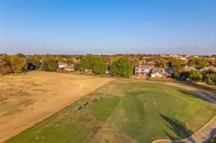 2129 Clubside Dr, Corinth, TX 76210 - Photo 36